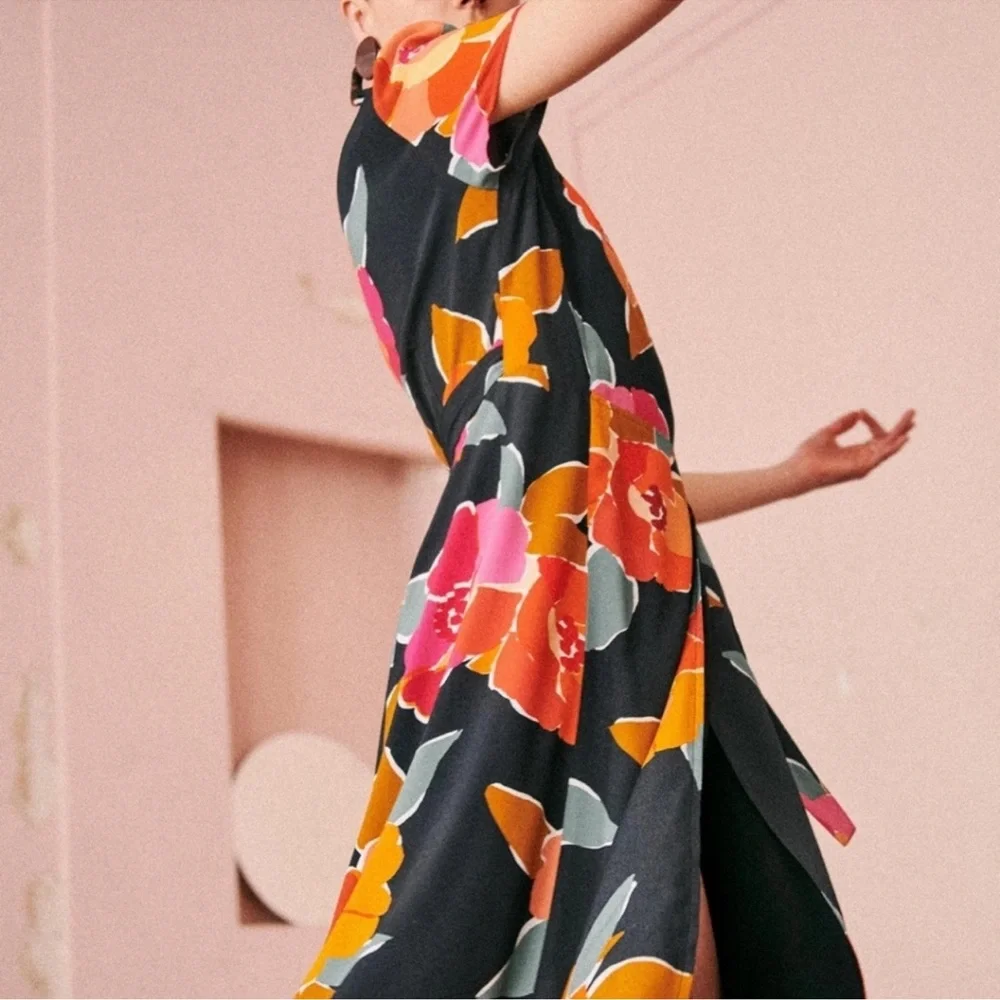 Sézane Amber Wrap Dress navy ink floral print - Picture 2 of 7